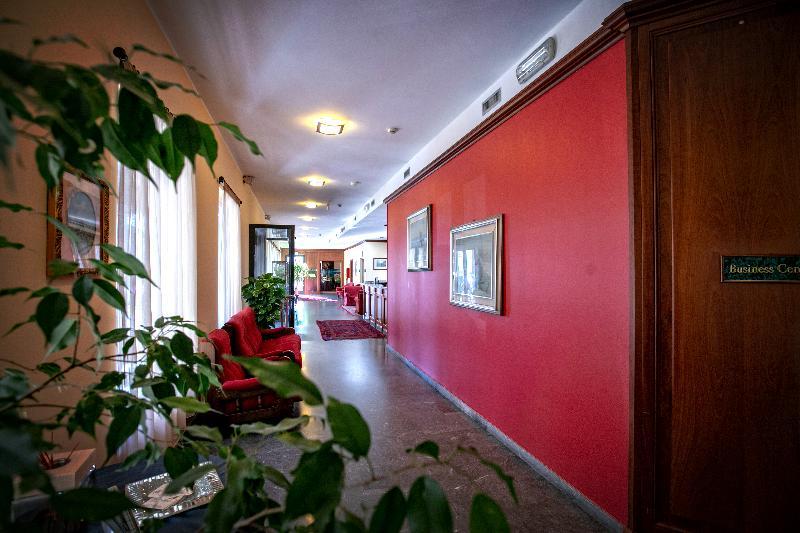 Scia' On Martin Hotel Buscate Eksteriør billede